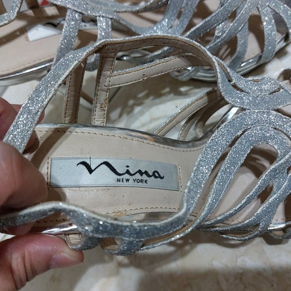 NINA Women's Sparkling Glittering Silver Dress Sandals Heels SIZE 5 - Picture 3 of 12